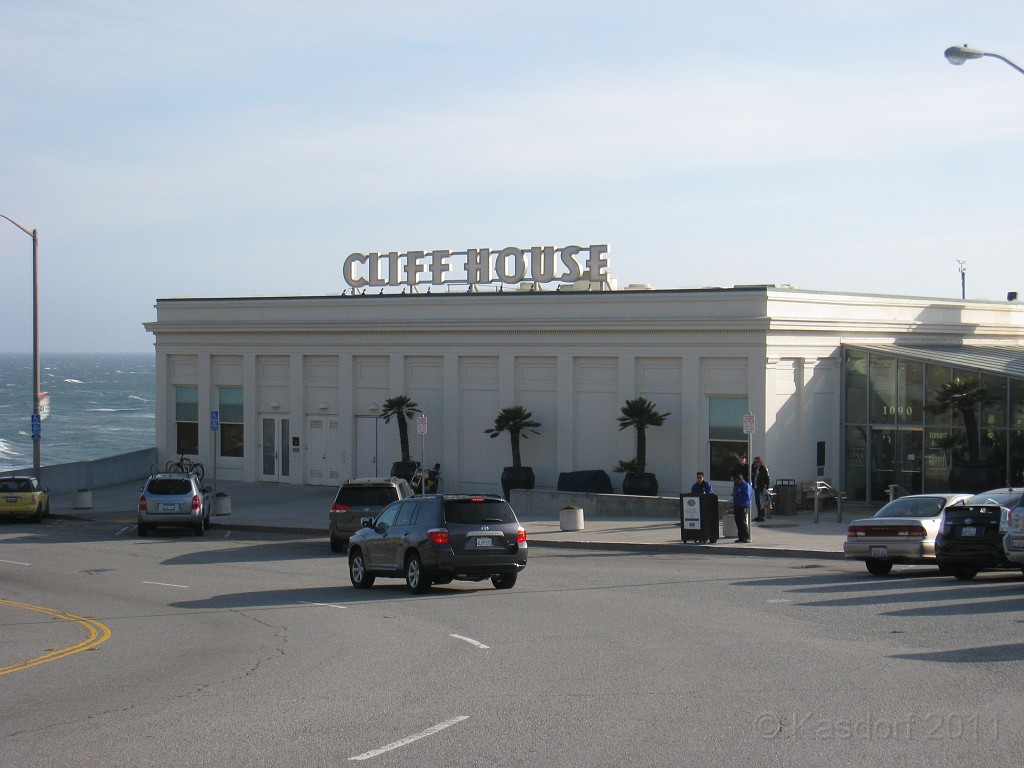 2011 Bay 2 Breakers Friday 1095.JPG - I was able to participate in the 100th annual running of the Bay to Breakers 12K race in San Francisco California. A weekend for sightseeing and racing.